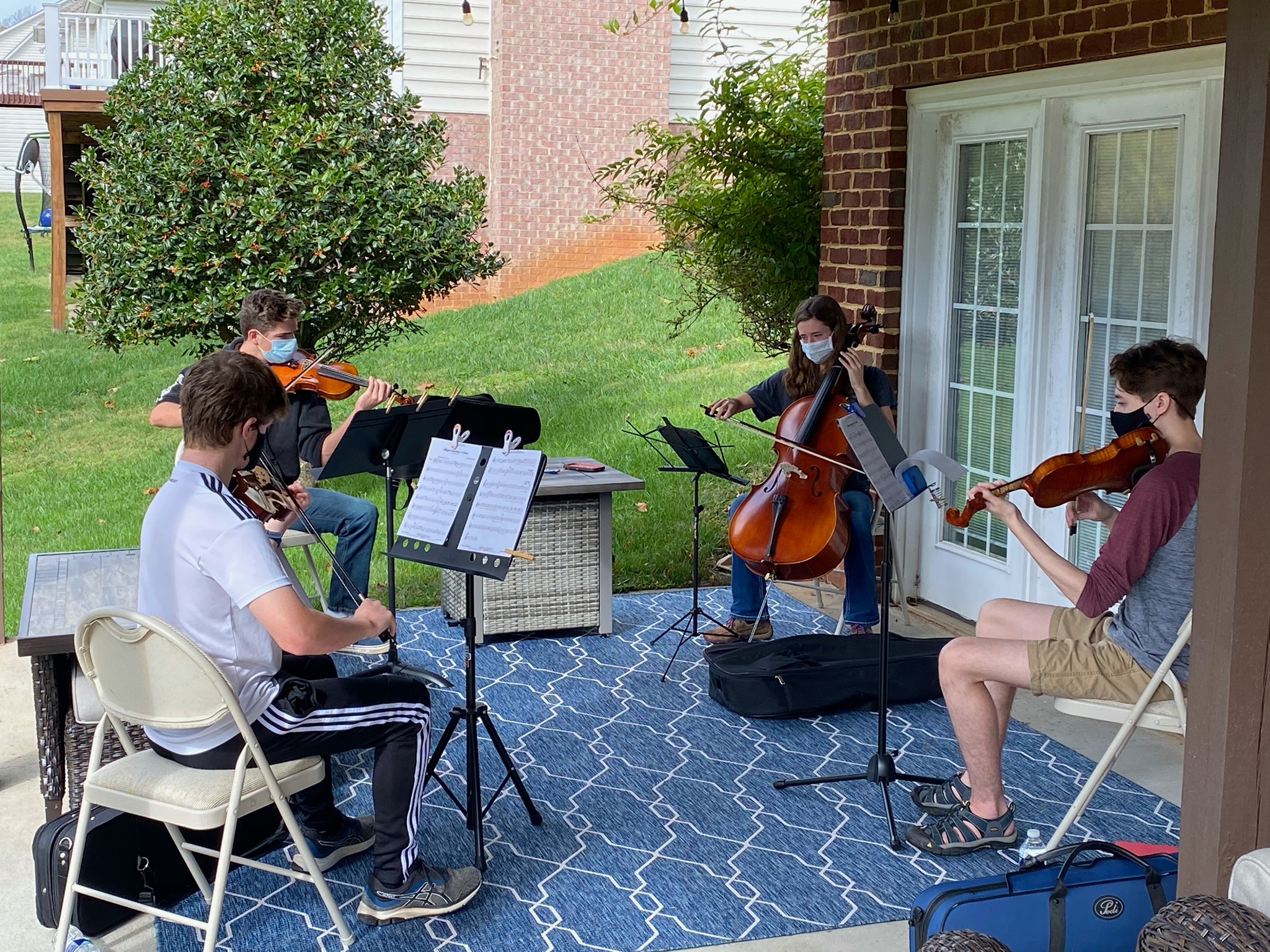 LSYO string rehearsal outside, October 2020